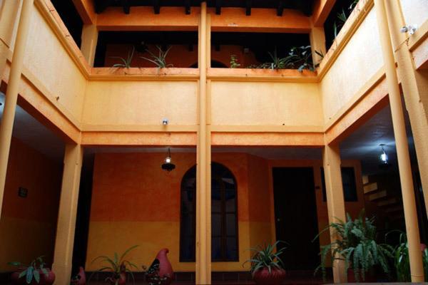 Hotel Plaza Santo Domingo San Cristóbal de Las Casas Exterior foto